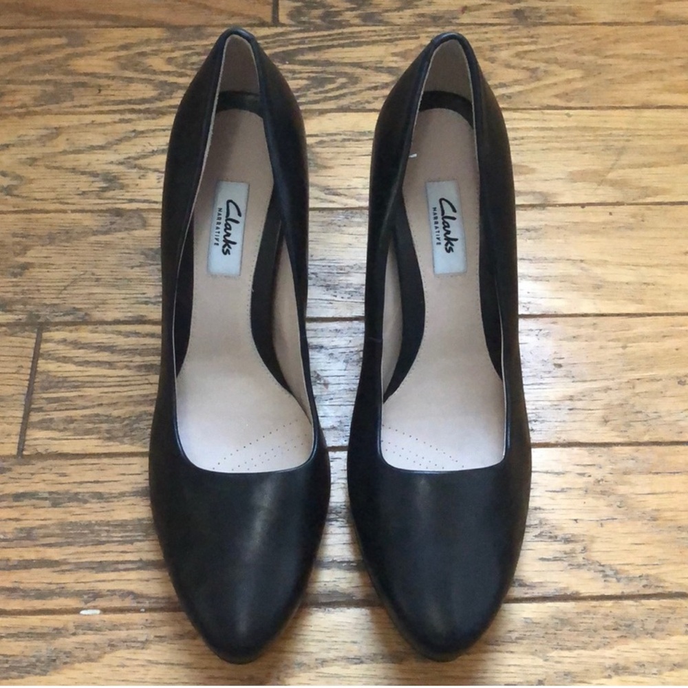 Clarks Women's Classic Black Heels-Size 9